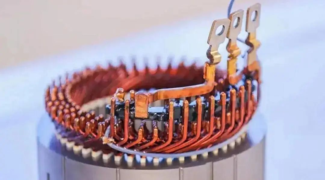 與圓形電機相比，為什么扁線電機更適合新能源汽車領域？—AIP艾普.jpg