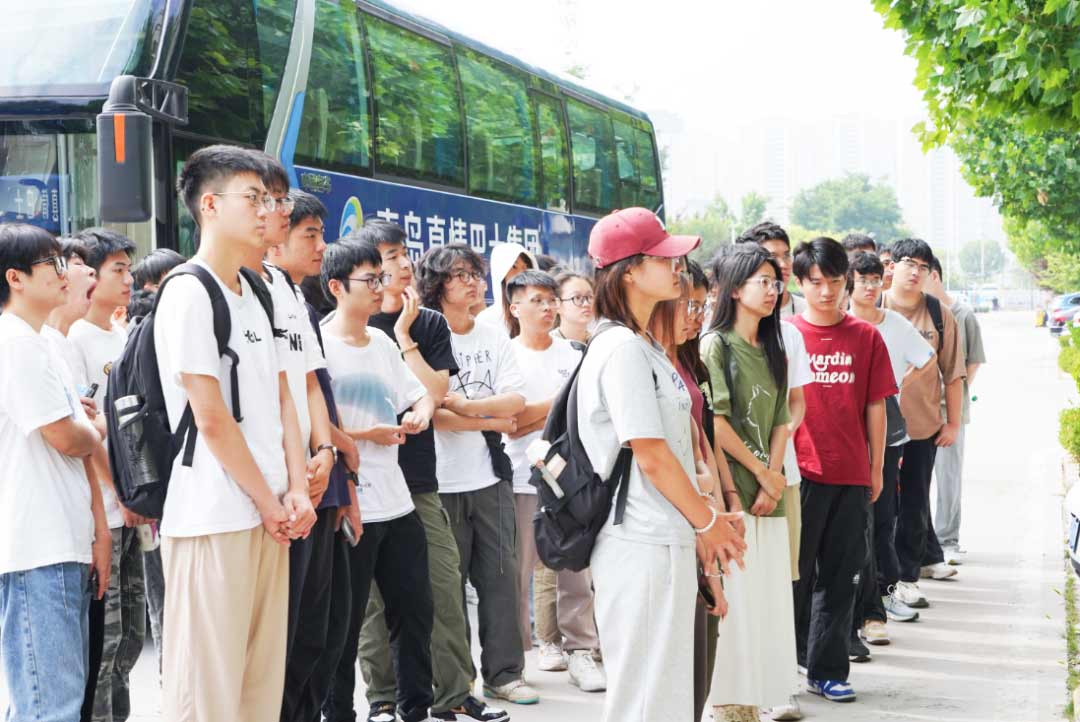 中國石油大學（華東）師生走進艾普智能，攜手共促產學研深度融合